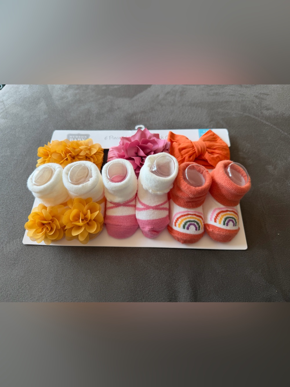 Hudson Baby Girls 6 Piece Headband & Sock Set 0-9 Months Floral Rainbow